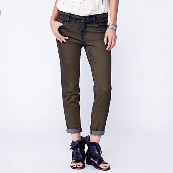 Free People Rolled Crop Mid Rise Skinny Jeans in Maris - Picture 6 of 11
